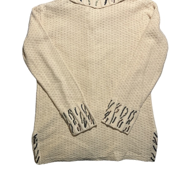 Cardigan - Picture 2 of 9